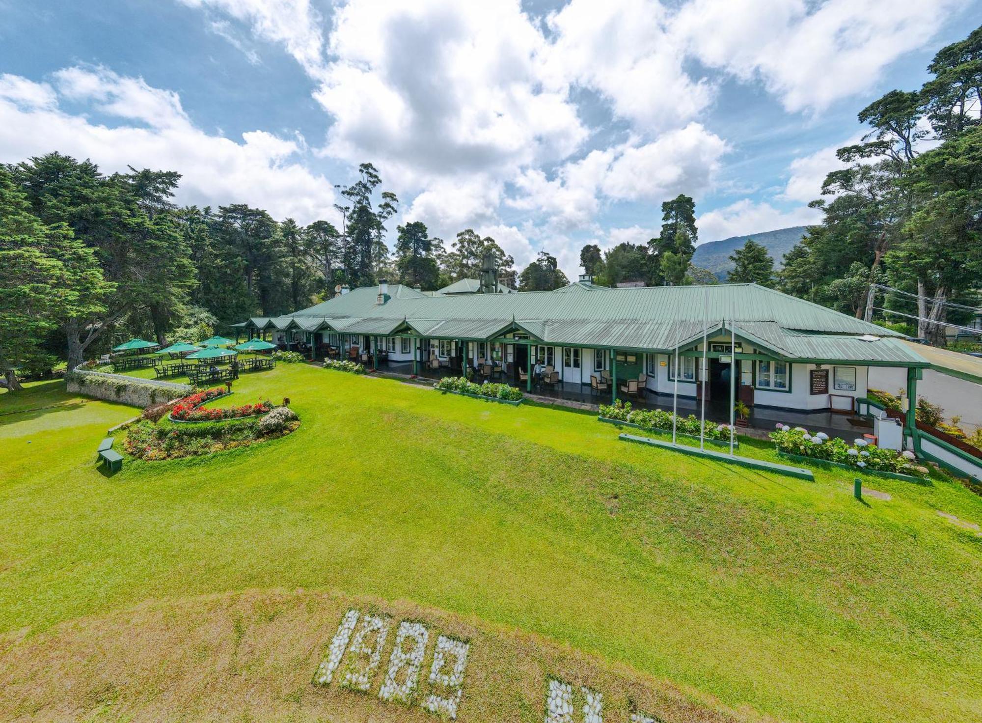 Отель Nuwara Eliya Golf Club Экстерьер фото